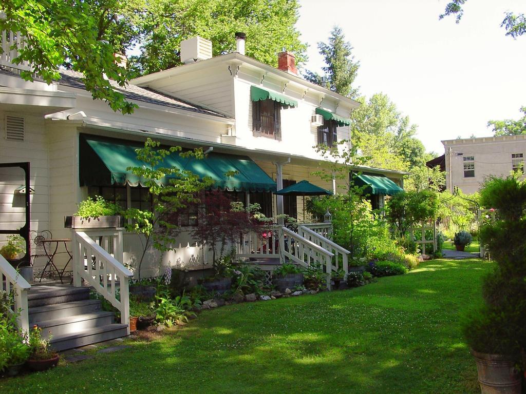 Dunbar House, 1880 Bed & Breakfast Murphys Exterior photo